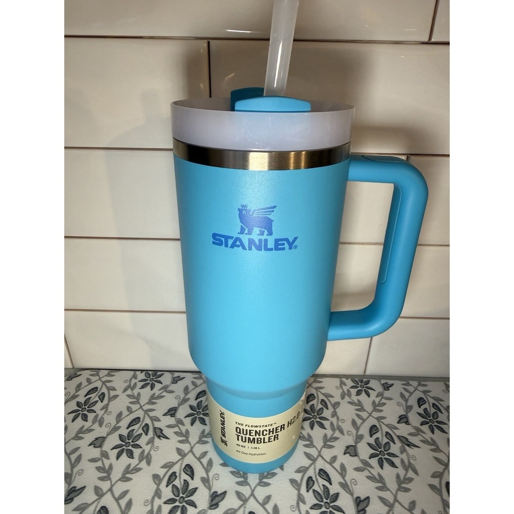 New‎ Stanley 40 oz. Quencher H2.0 Flowstate Tumbler